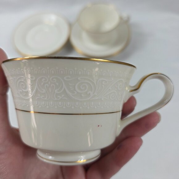 Noritake Tulane Cups & Saucers (2 Cups 4 Saucers) White Scrolls Gold Ring & Rim - Picture 8 of 15
